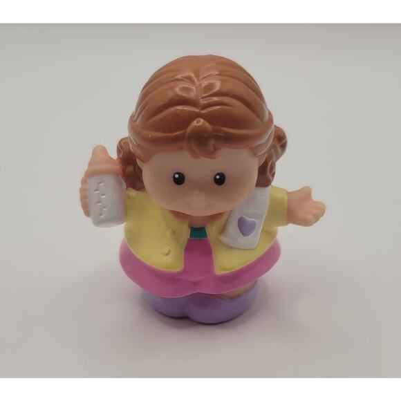 Vintage 2001 Little People Mom Baby Sitter with Bottle and Burp Rag Figurine Toy - Picture 1 of 5